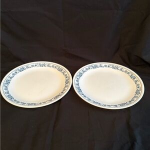 2 Vintage Corelle Old Town Blue Dinner Plates
